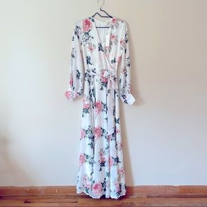 NWT Yumi Kim True Love Giselle Maxi Dress- long sleeve- White floral print- XS